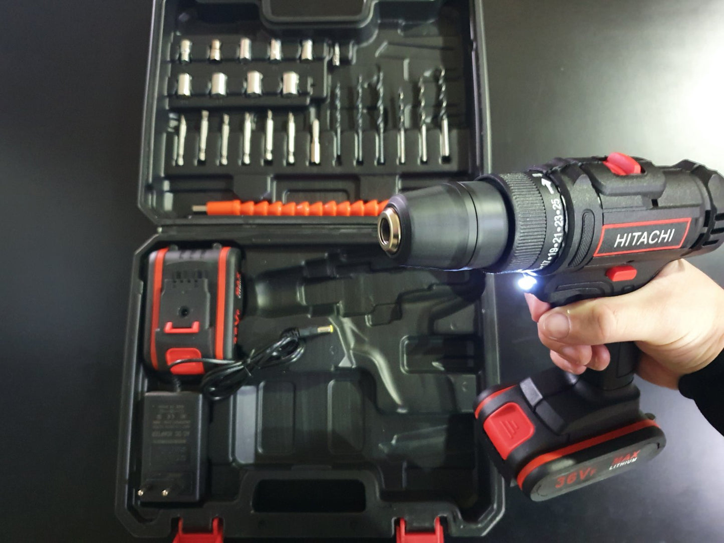Hitachi Aku Šrafilica Bušilica 36V