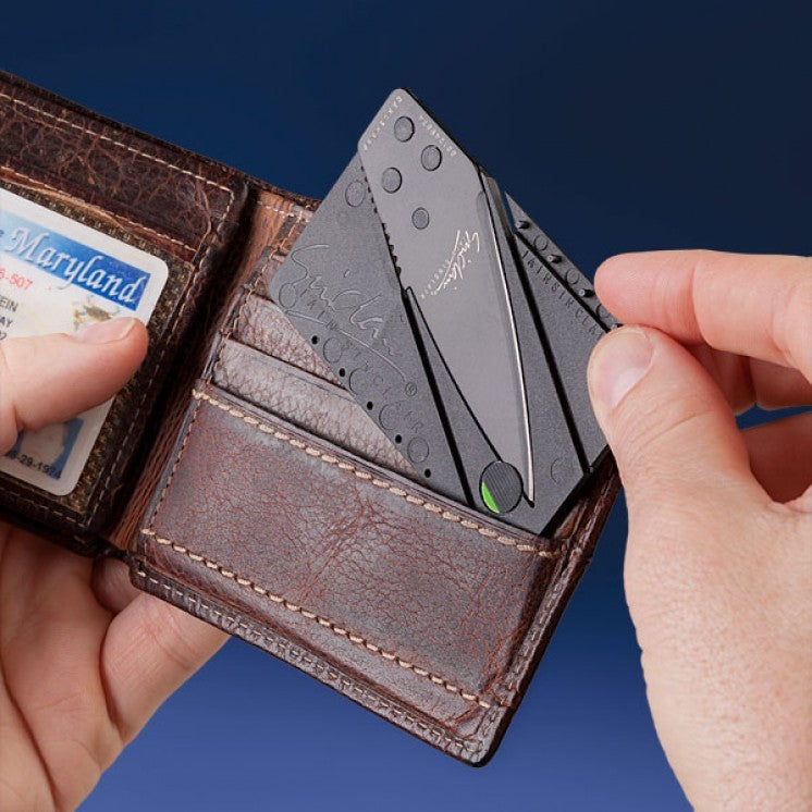 Cardsharp – Rasklopivi nož u veličini kreditne kartice (2 za 1200!)