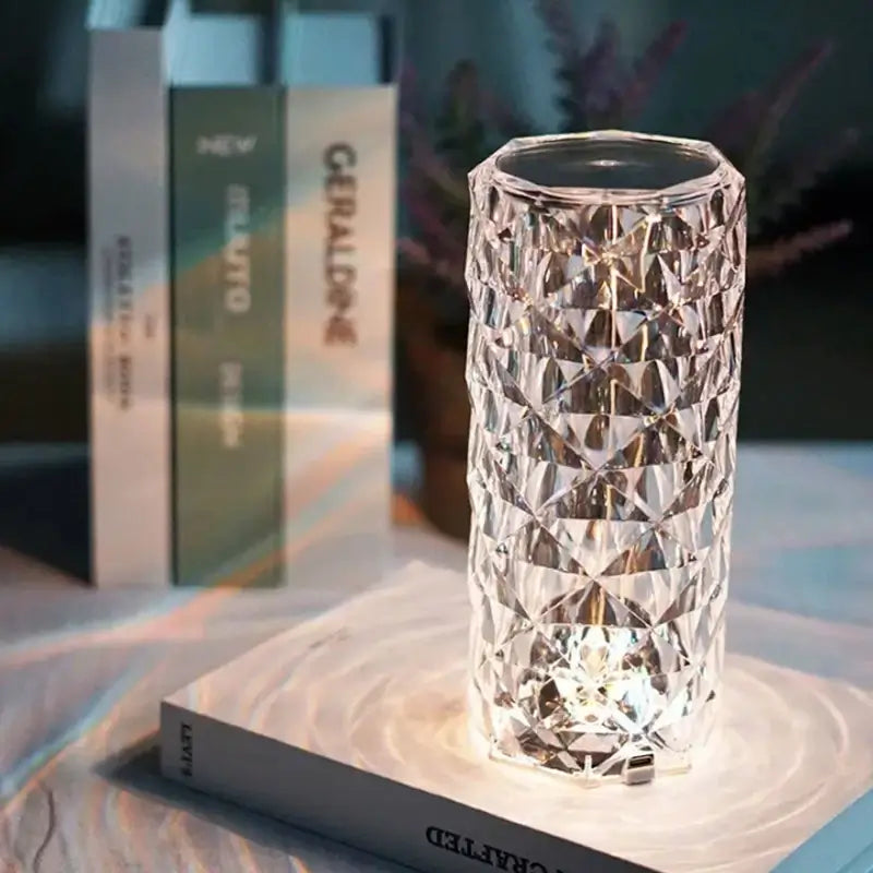 Led kristalna lampa sa 3 boje